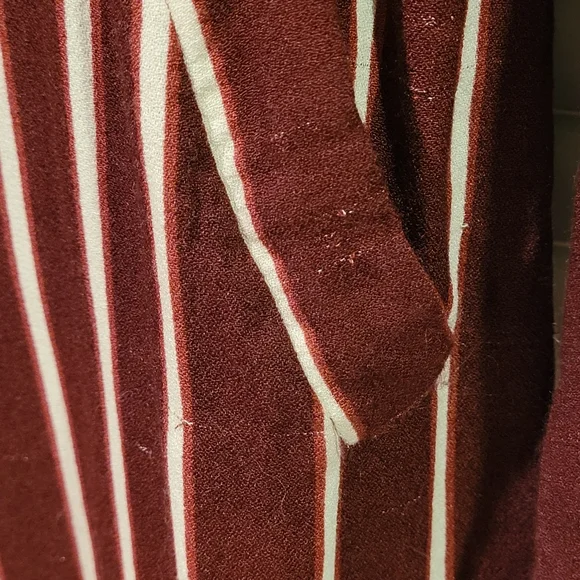 Reformation casual blazer, size 6, striped with pockets - Picture 8 of 11